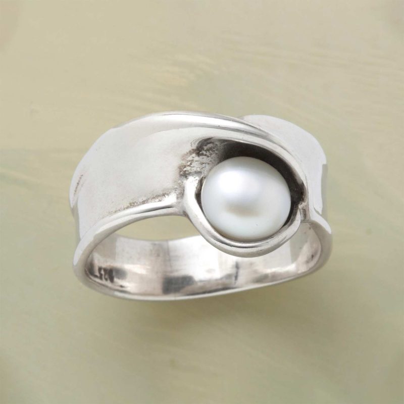 Pearl's Nest Ring